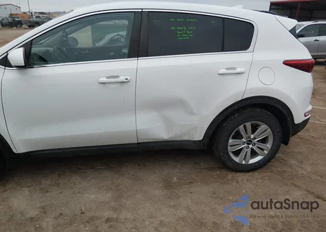 2017 Kia Sportage Lx z USA, uszkodzony, nr VIN KNDPMCAC9H7153735